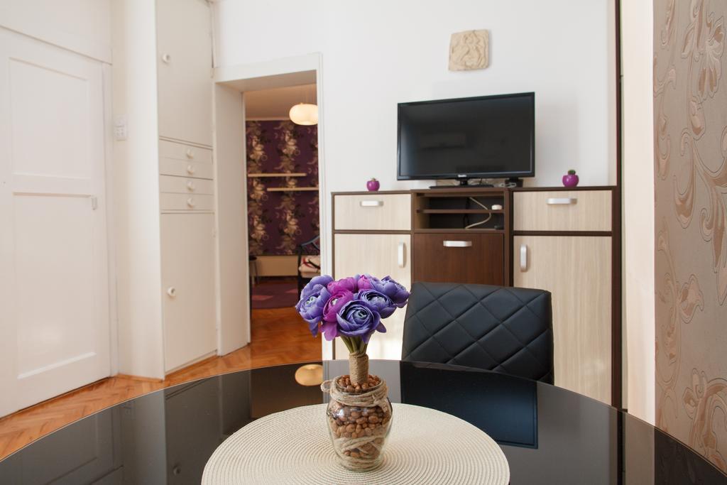 Stay In Apartments Belgrade Room photo